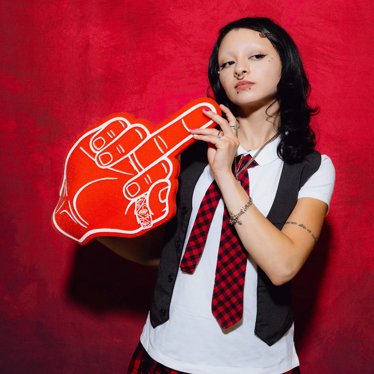F**K OFF FOAM FINGER