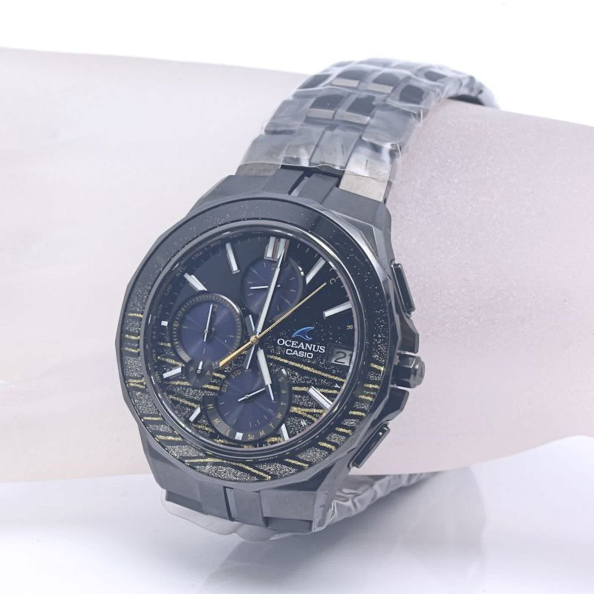 Casio Titanium Wristwatch (Pre-Owned)