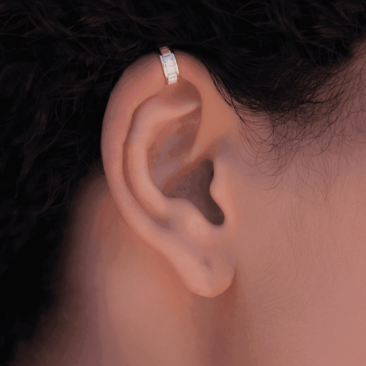 Baguette Ear Cuff in Gold