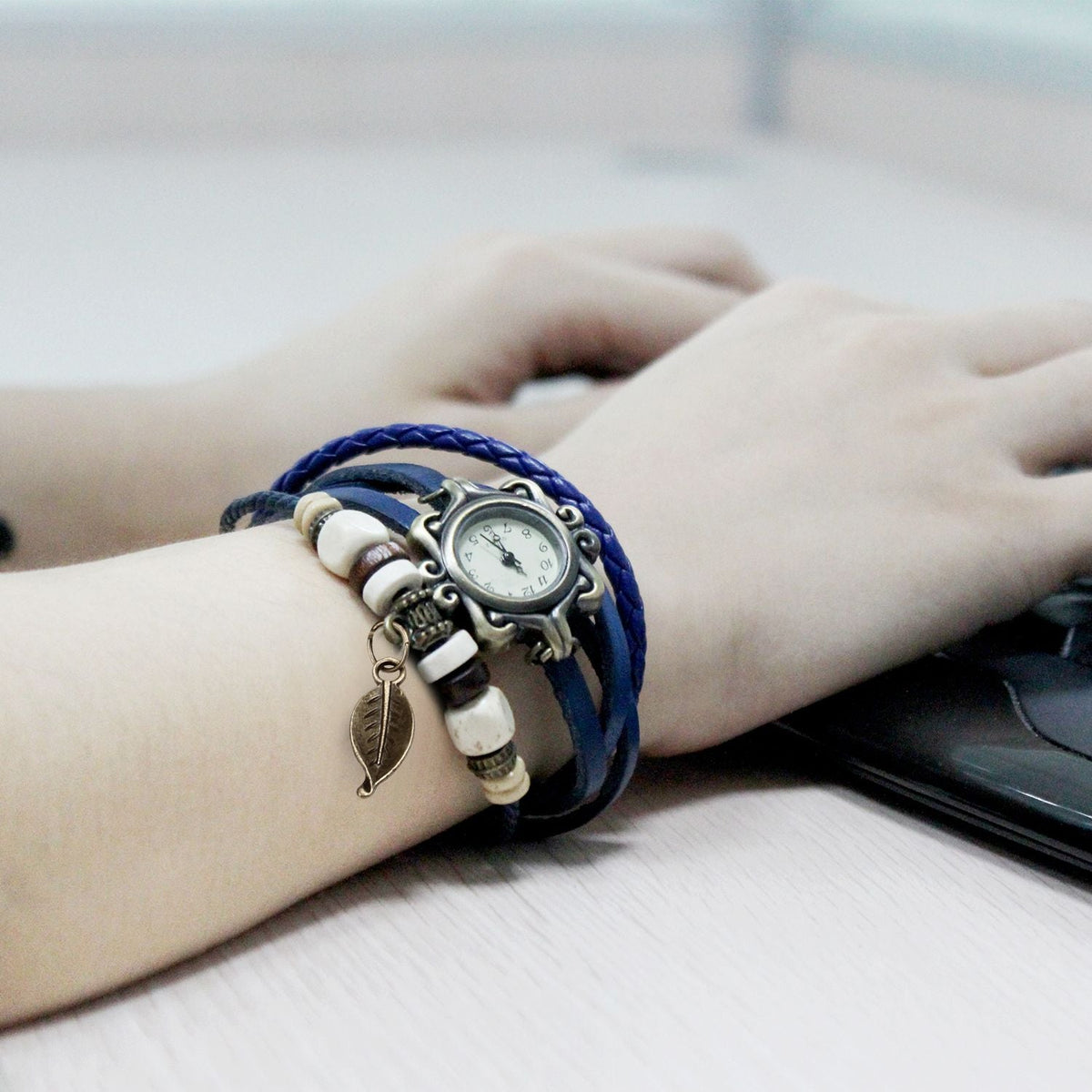 Beautiful Bohemian Style Retro Handmade Leather Tree Leaf Women's Watches Blue