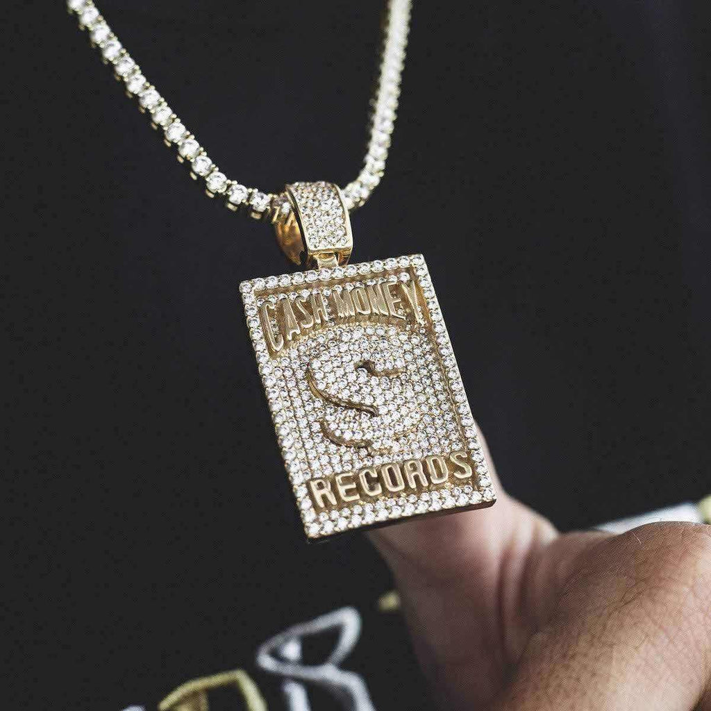 Cash Money Pendant in Yellow Gold
