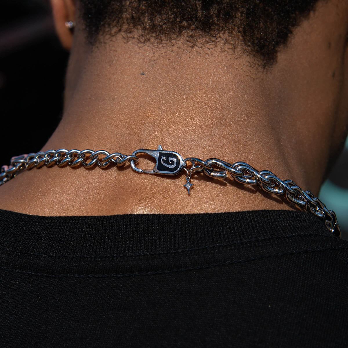 Circular Chain in White Gold
