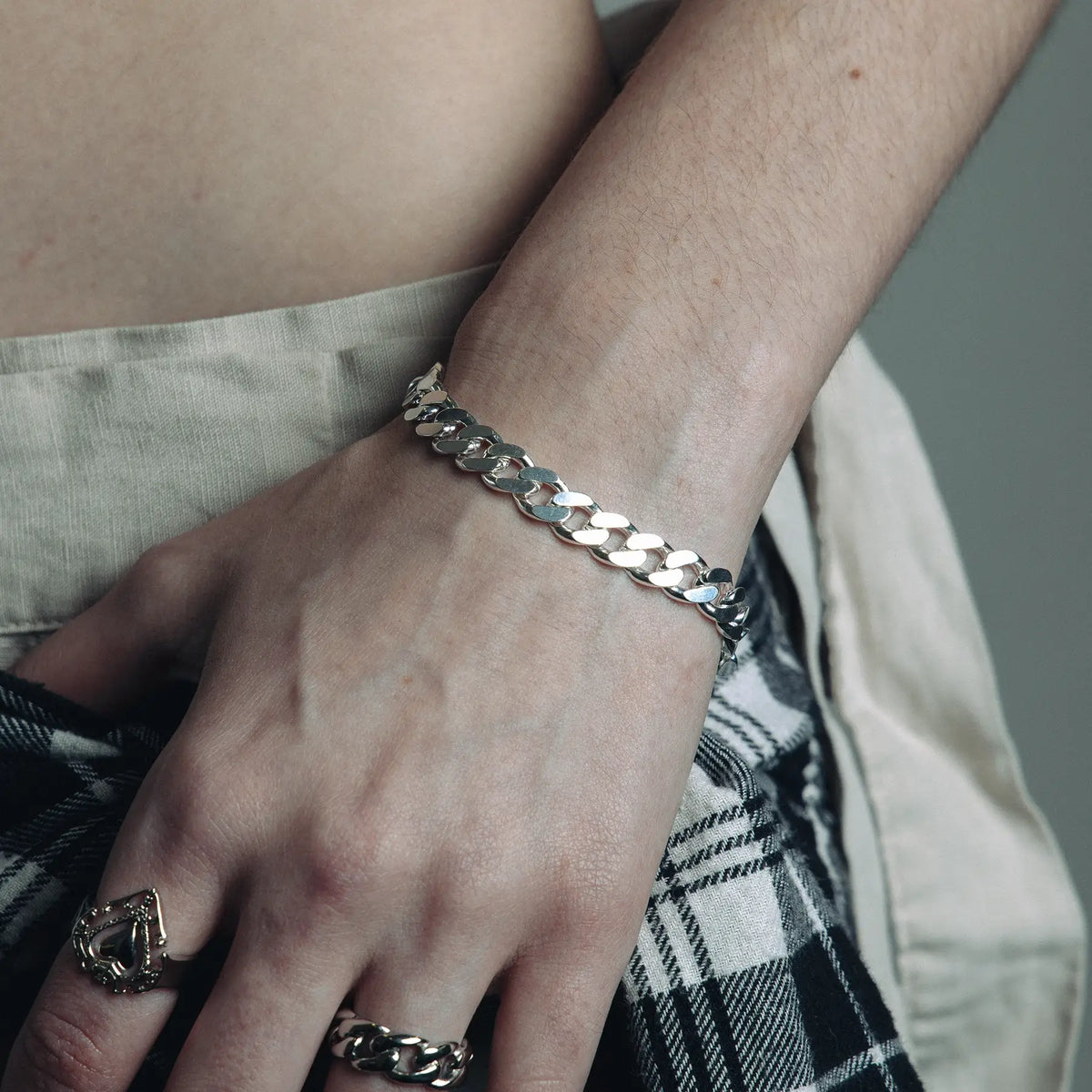 SILVER 6MM CURB BRACELET