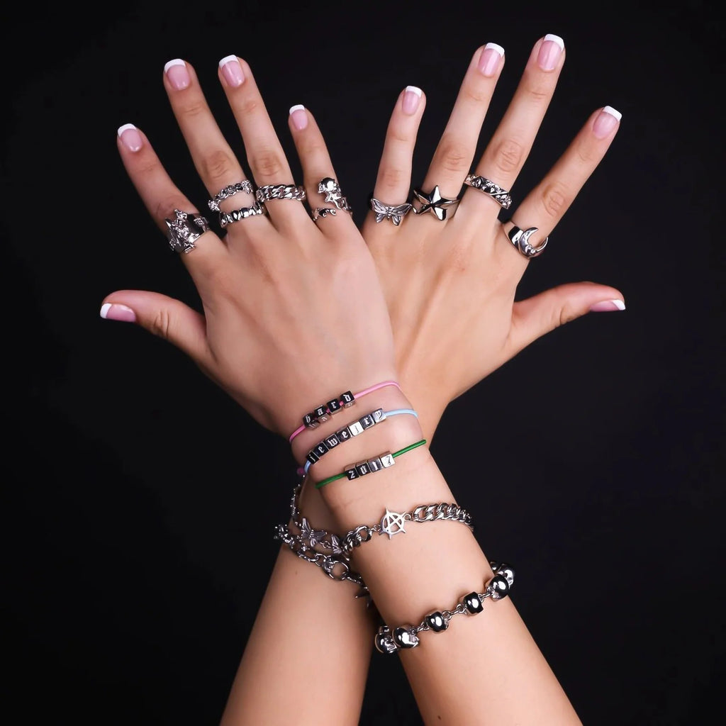 CUSTOMIZABLE FRIENDSHIP BRACELET