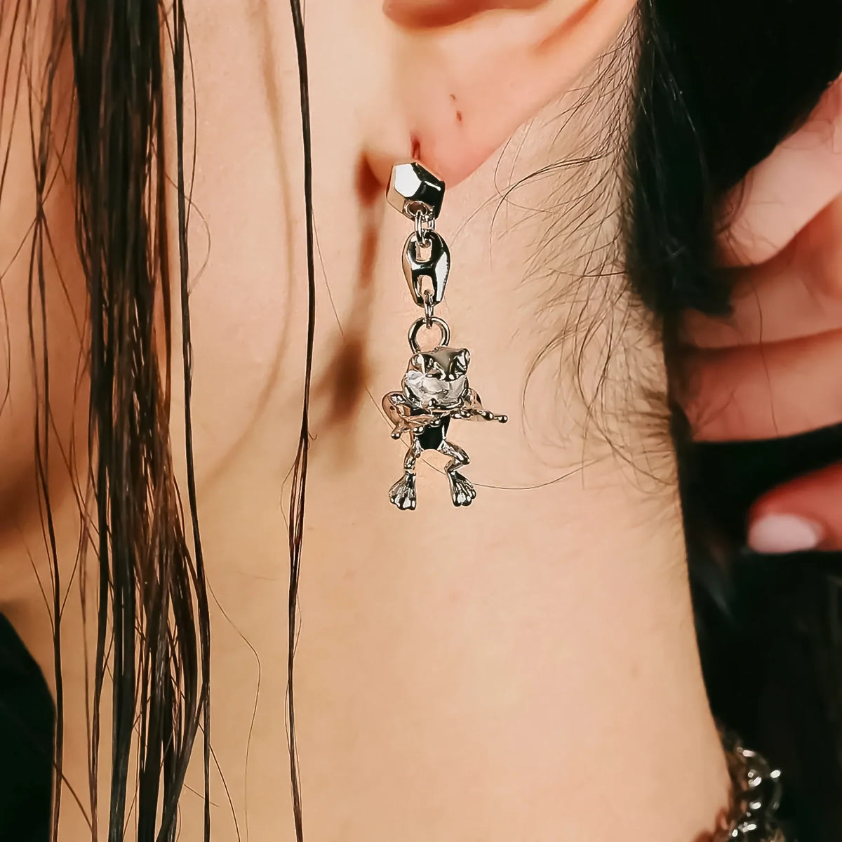 FROG EARRING