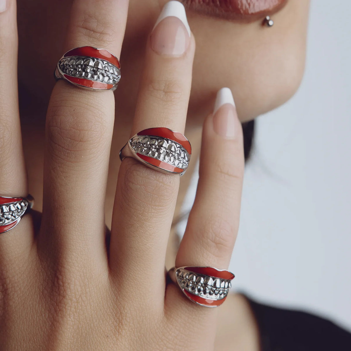 CATACOMB GRILLZ RING