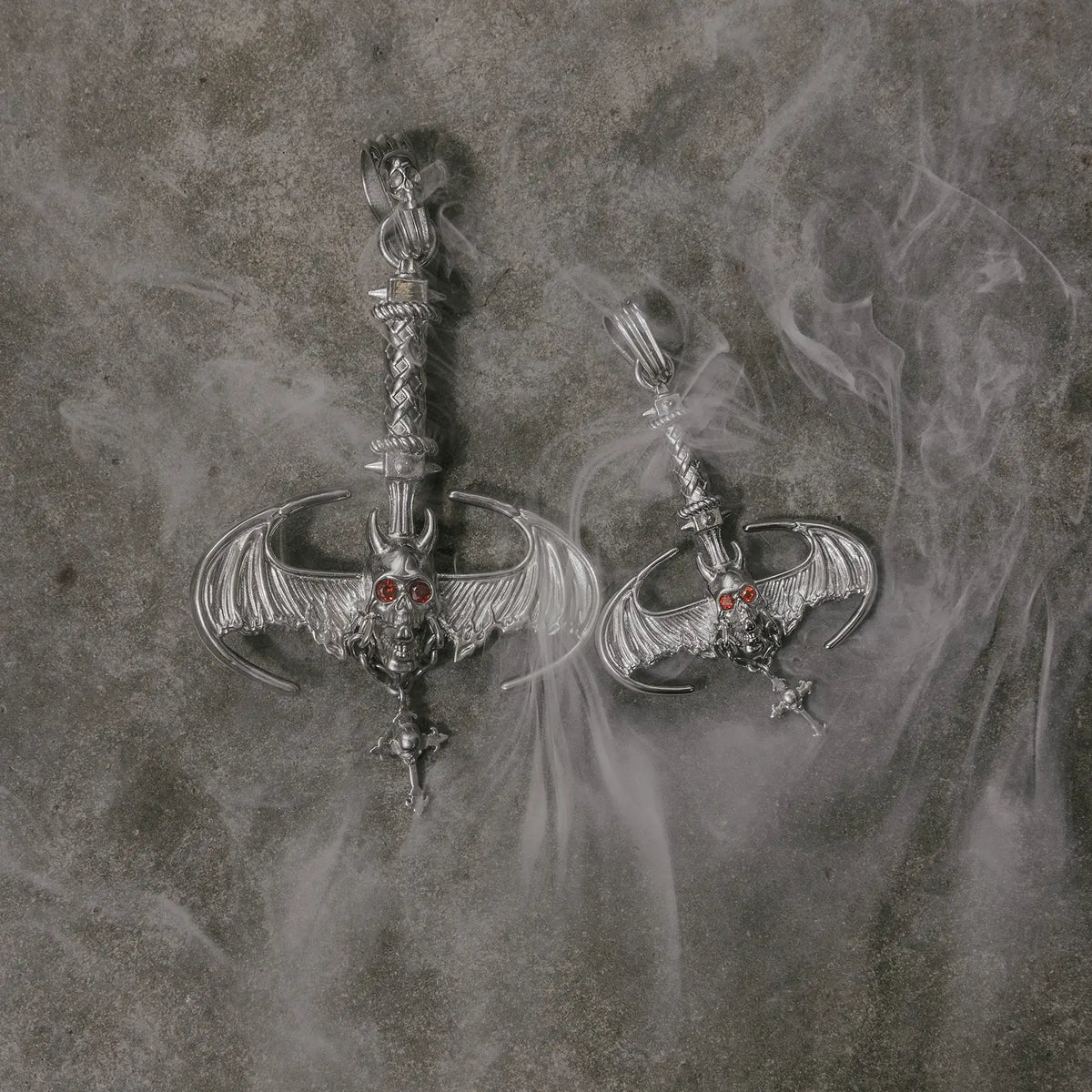 DAISY BATTLE AXE PENDANT