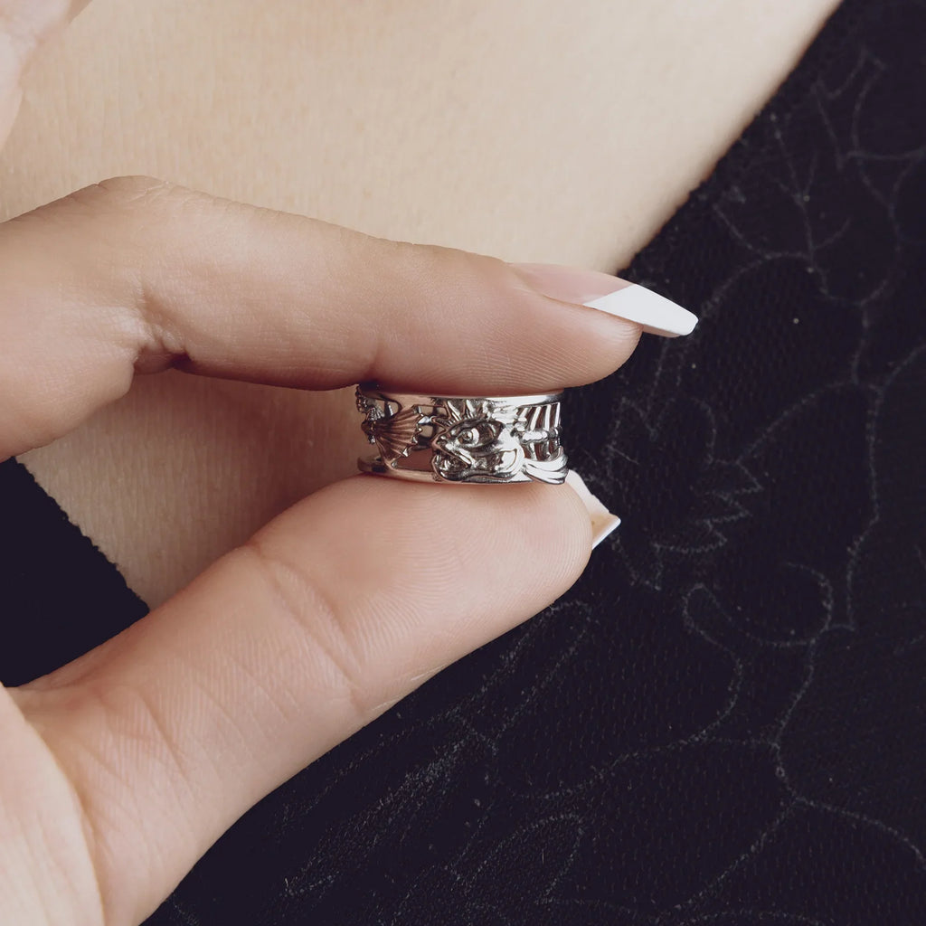FISH SKELETON RING
