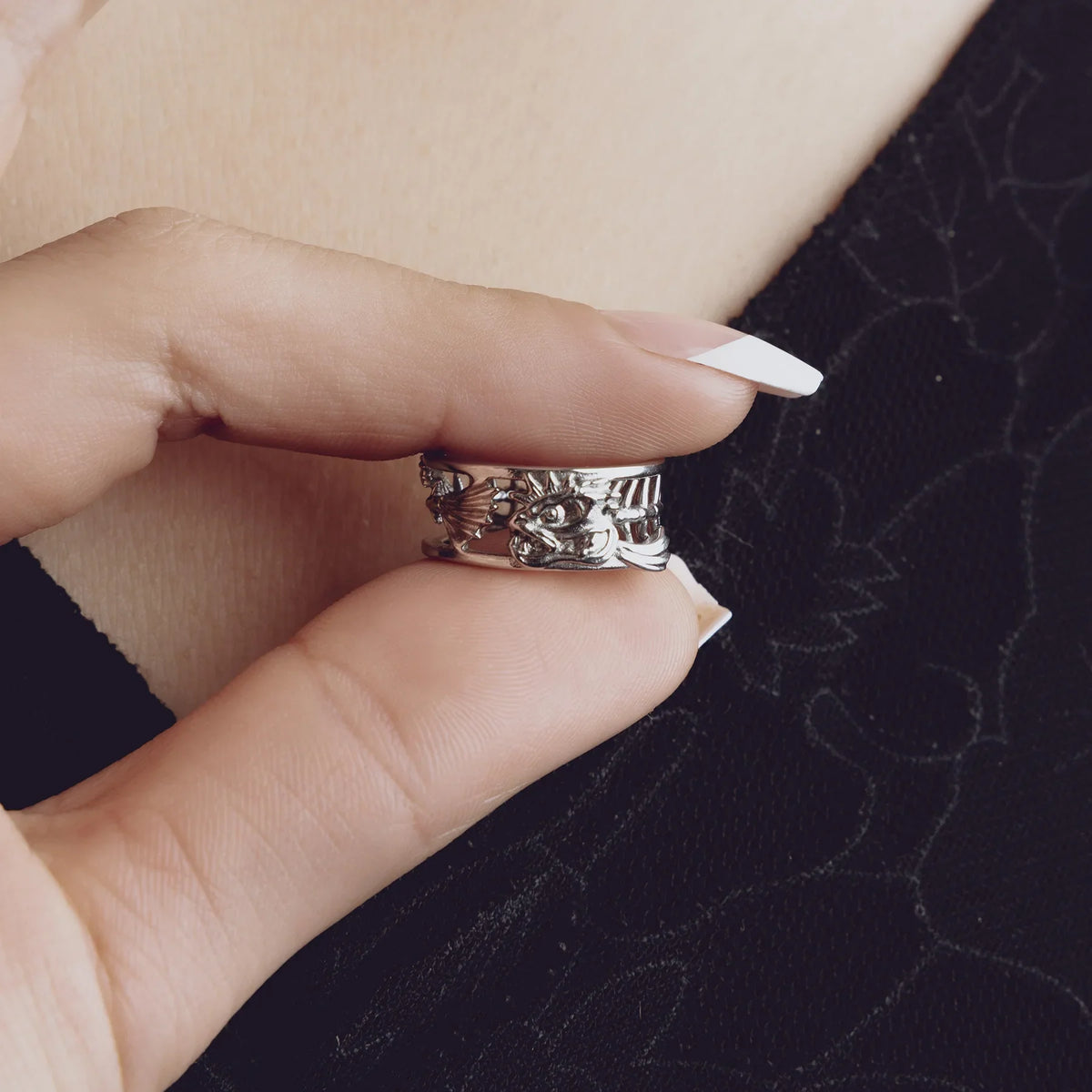 FISH SKELETON RING