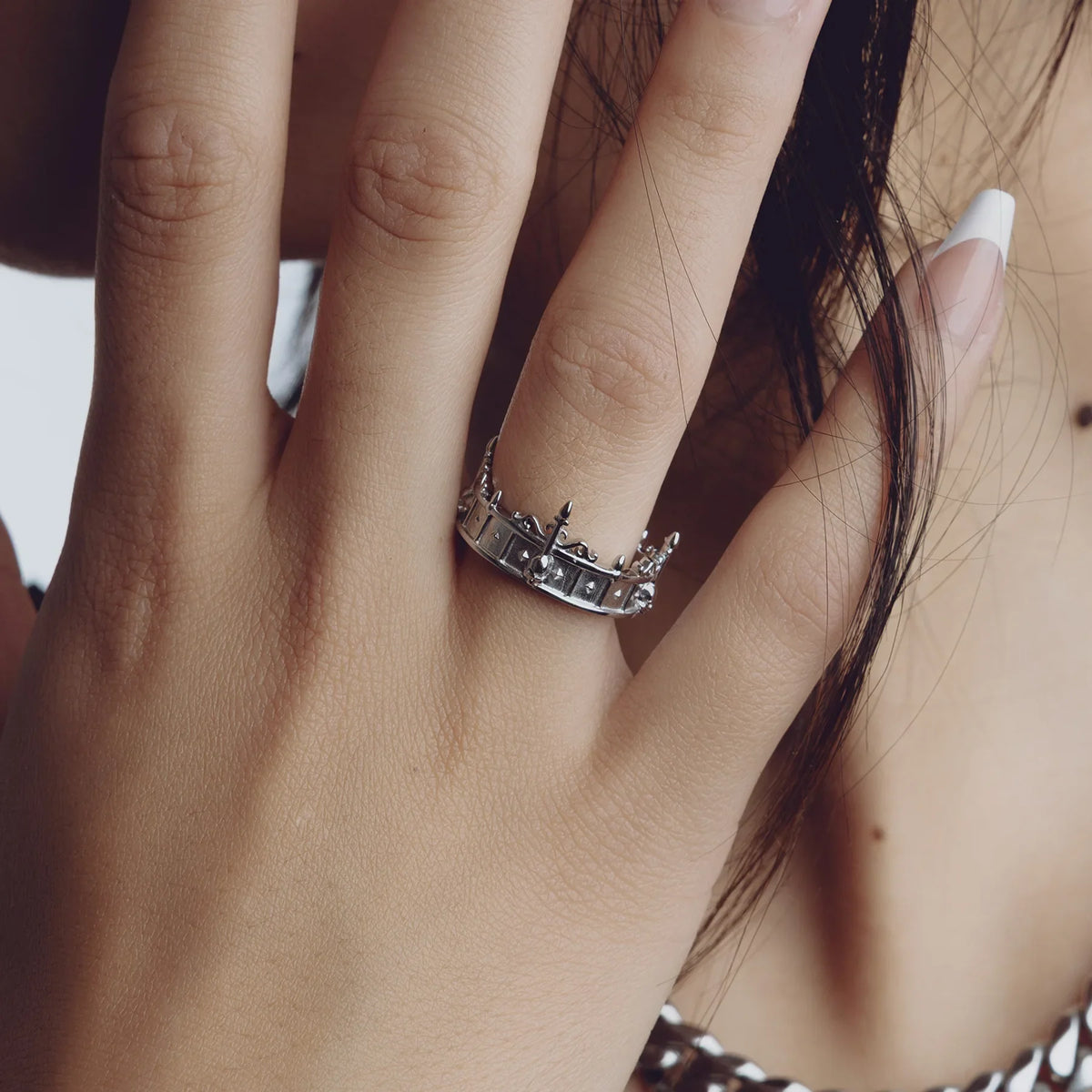 GOTHIC GATE RING