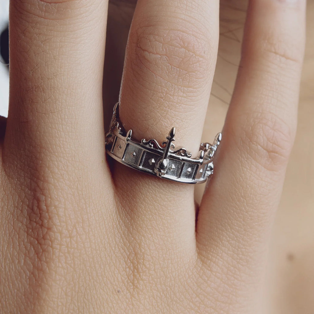 GOTHIC GATE RING