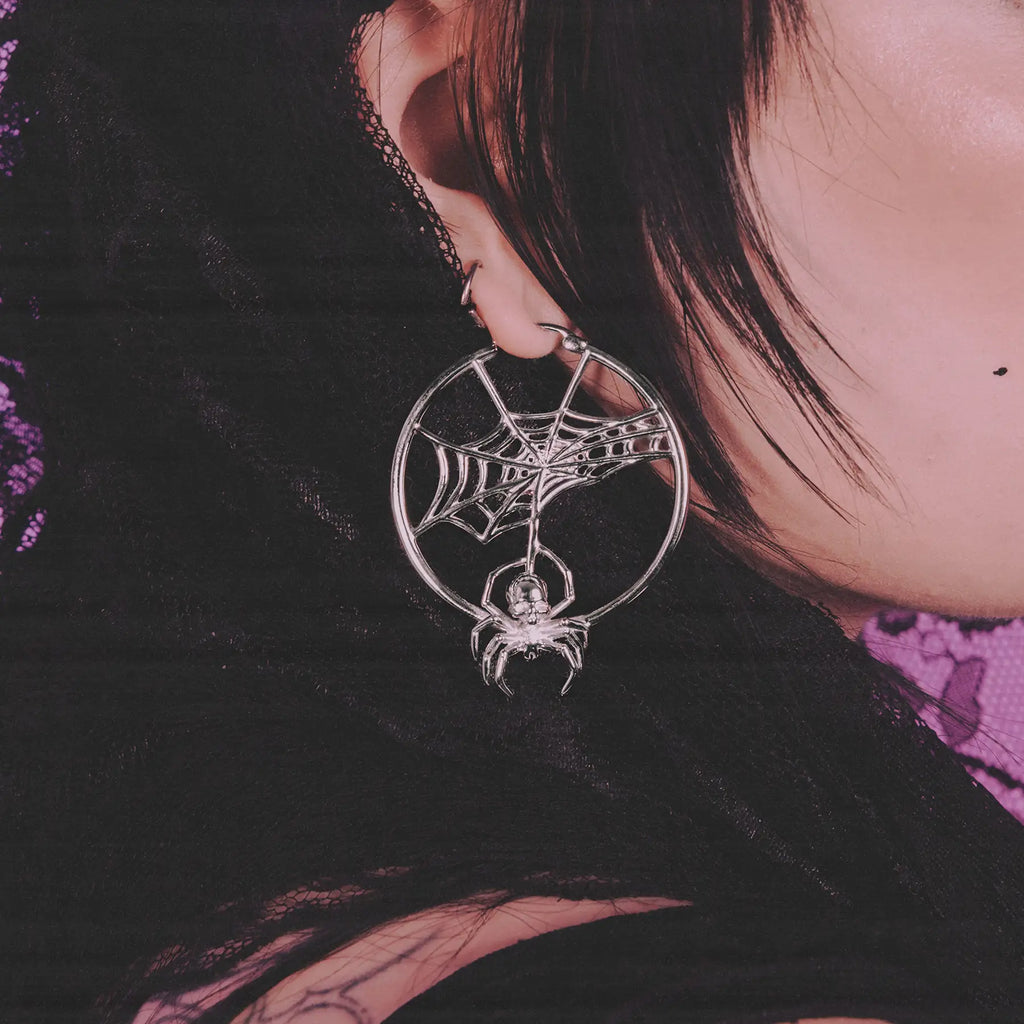 SPIDER HOOP EARRING