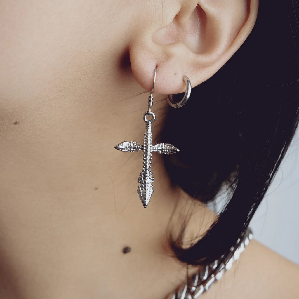VERTECROSS DANGLE EARRING