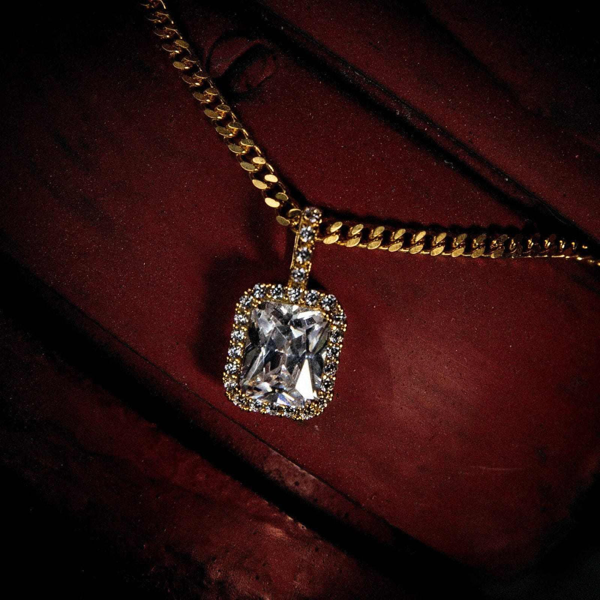 Micro Diamond Stone Pendant in Yellow Gold