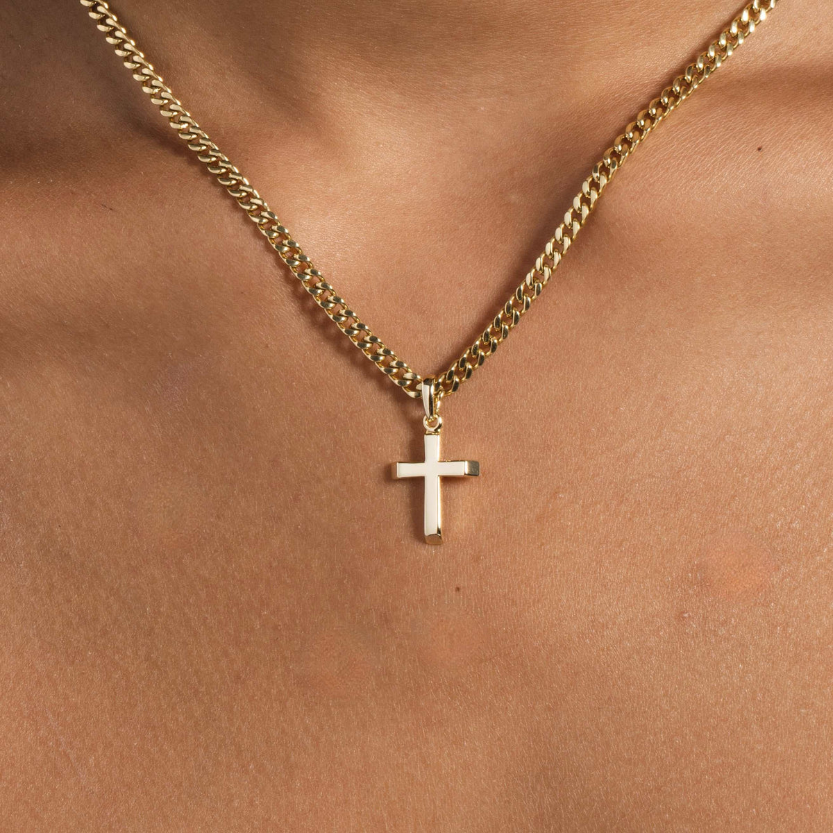 Micro Simple Cross Pendant in Yellow Gold
