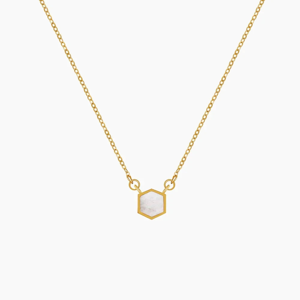 Pendant Necklace w/ Ivory Pearl Stone