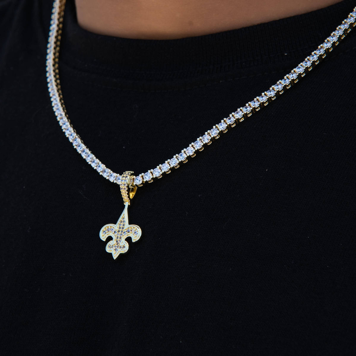 New Orleans Saints Official NFL Micro Logo Solid Pendant in Yellow Gold