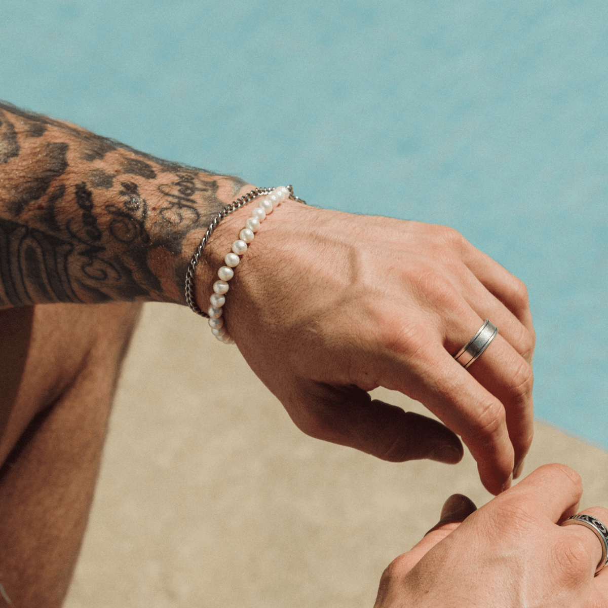 Rounded Real Pearl Bracelet (Silver)