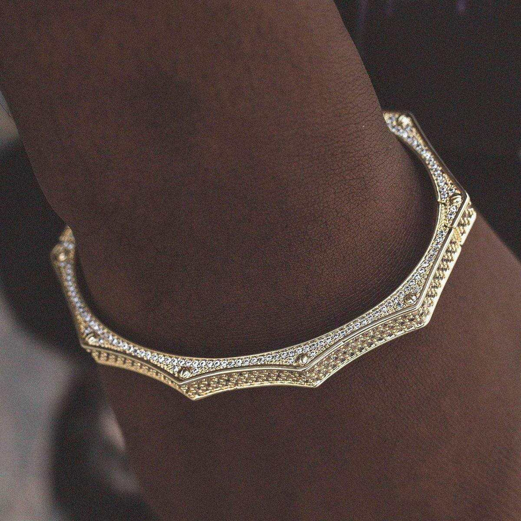 Wave Bracelet in Yellow Gold