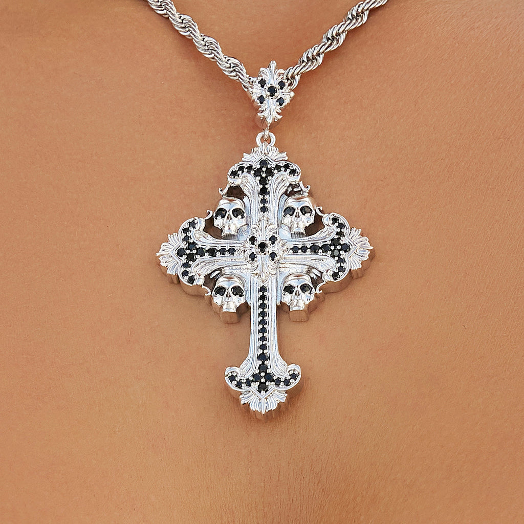 Medieval Cross Black Stones Pendant + 4mm Rope Chain in White gold