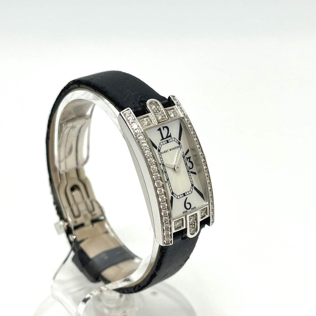 Harry Winston gold (18K) Wristwatch (Pre-Owned)